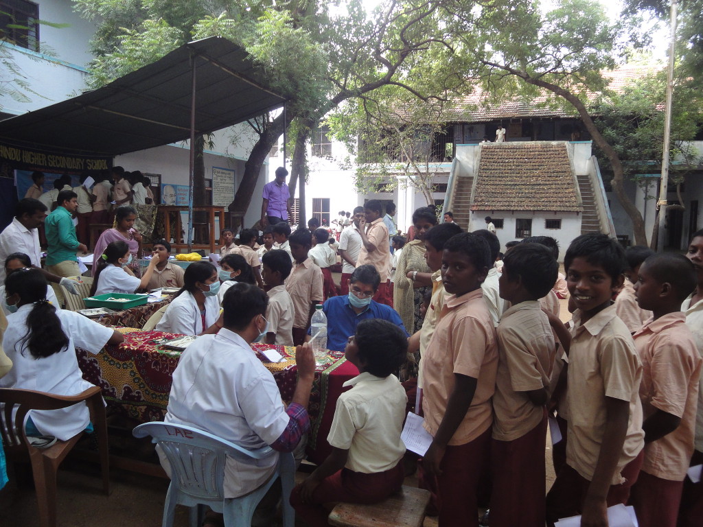 A team of doctors and technicians made dental checkup of 1085 students of 6th to 12th standard