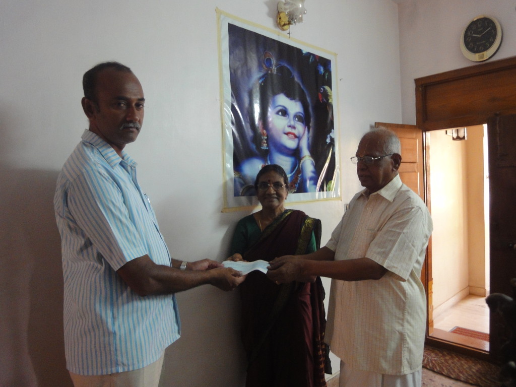 The parents of Trustee had handed over an educational aid cheque to a poor driver for his children’s higher studies.